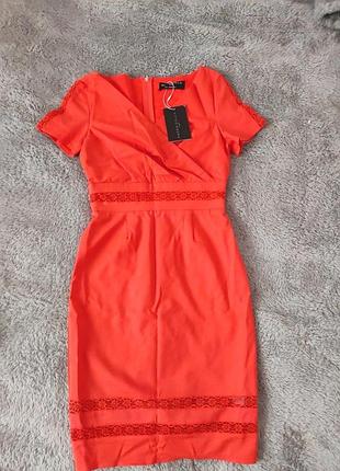 Платье женское очень красивое,меньше яркая нож на фото хлопок эластан нова
длинно92