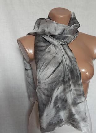 Шалик из натурального шелка.