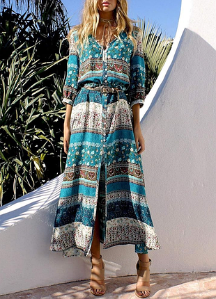 Платье в абстрактный принт