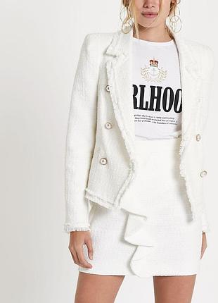 Белый твидовый двубортный жакет