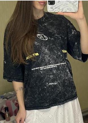 Шикарна нова футболка zara нова колекція варений ефект