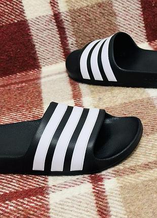 Шльопанці унісекс adidas (оригінал)