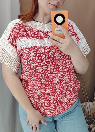 Красная футболка цветочный принт 🌺