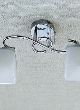 Люстра на 2 плафона4 фото