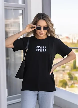 Женская футболка с принтом "miu" черный
