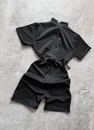 Женский спортивный комбинезон