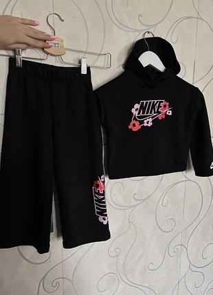 Спортивний костюм nike 3/4 роки