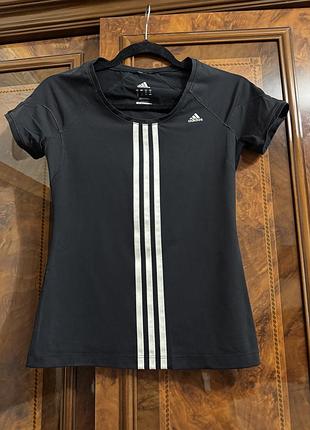 Футболка adidas