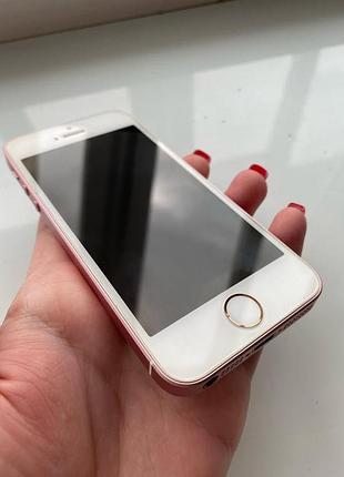 Продам iphone se 2017 року4 фото