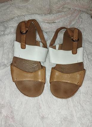 Босоножки кожаные clarks 37-38 размер