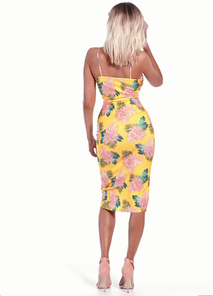 Распродажа платье prettylittlething миди драпировка2 фото