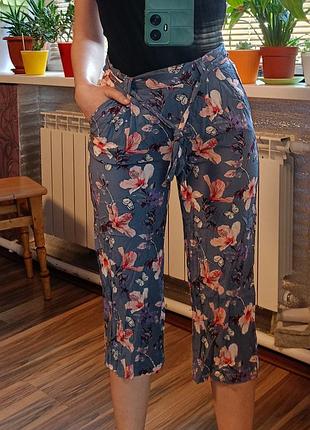 Брюки женские only размер m/38 голубые прямые на резинке вискоза цветочный принт