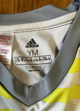 Футболка adidas