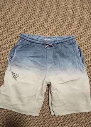 Шорты повседневные на мальчика 6-8 лет zara