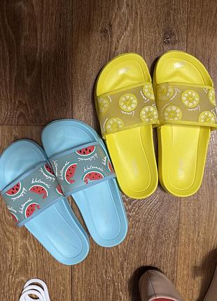 Гумові жіночі капці, шльопанці