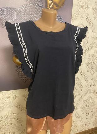 Оригінальна стильна футболка