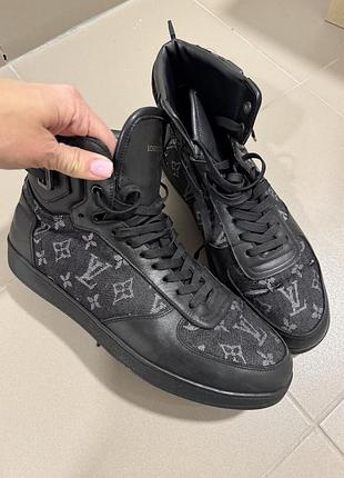 Мужские ботинки