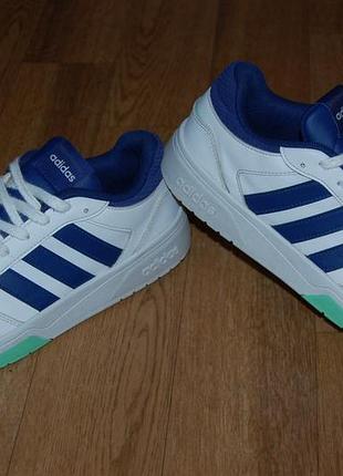 Кроссовки 41 р adidas