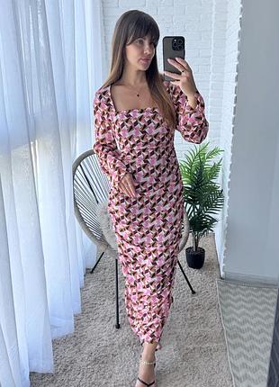 Шикарна сукня