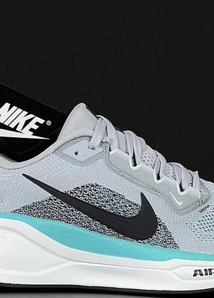 Кросівки жіночі nike