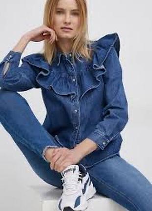 Стильная джинсовая рубашка с рюшами размер 10