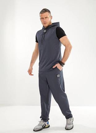 Мужской костюм тройка