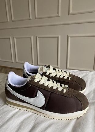 Кросівки жіночі nike cortez нові коричневі замша атлас шоколадні кросівки