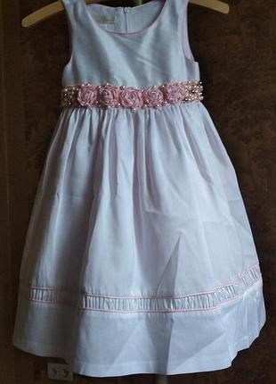 Платье праздничное на 5-6 рочков