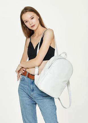 Женский удобный и компактный рюкзак-сумка sambag loft - белый с принтом "palm"
