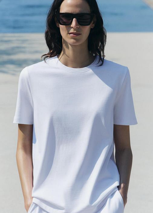 Женская белая базовая футболка zara