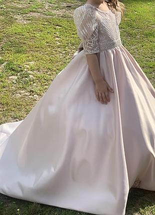 Вечірнє плаття для дівчинки