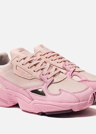 Кроссовки adidas falcon оригинал.