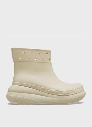 Женские стильные сапожки crocs classic crush boot. новые с этикетками оригинал. размер 38-39