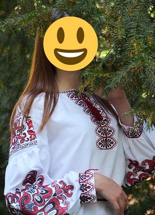 Вышиванка женская, белая, домотканное полотно, вышивка "Княжная"