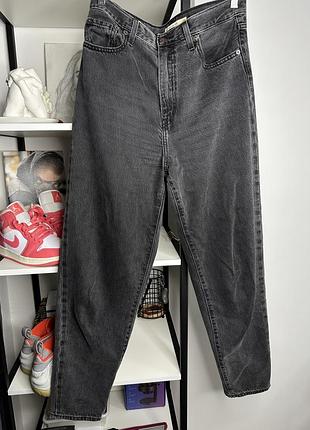 Джинси levi’s оригінал, дуже круто сидять на тілі