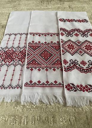 Вышитое полотенце