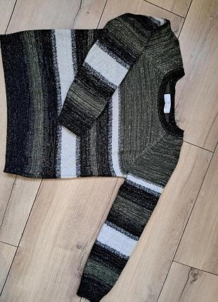 Женский нарядный свитер с люрексом