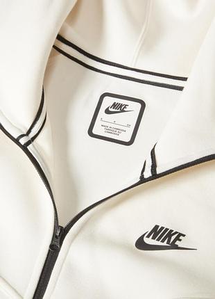 Жіночій спортивний костюм nike