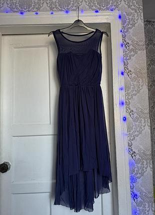 Вечірня жіноча сукня