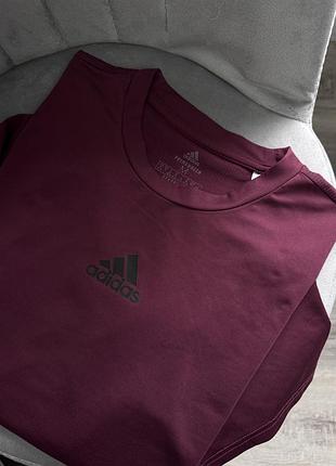 Футболка adidas