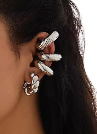 Масивні каффи та сережки тренд 2025