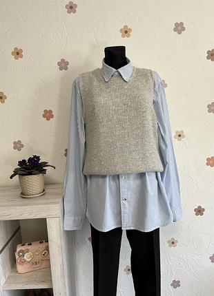 Базова вязана жилетка