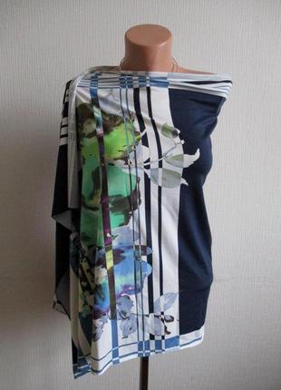 Тканина для пошиття одягу: віскозний італійський трикотаж в принт, італія1 фото