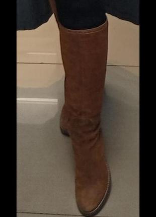 Сапоги женские на низком каблуке