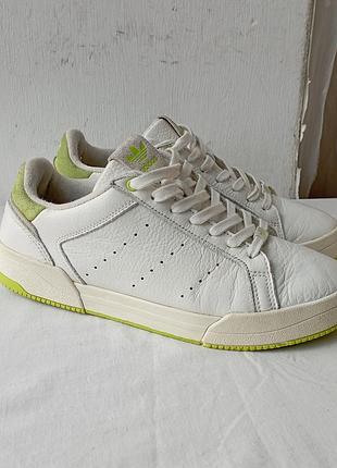 Оригинальные кожаные кроссовки nero adidas court tourino