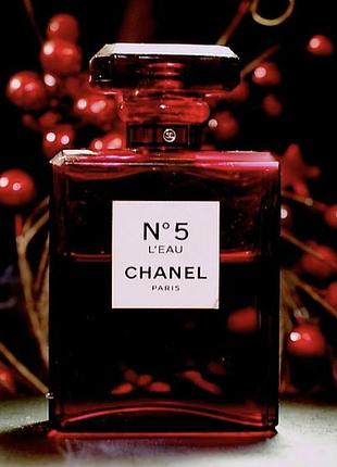 chanel NIKE #5 l’eau red limited edition
