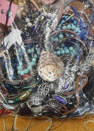Лот бижутерии