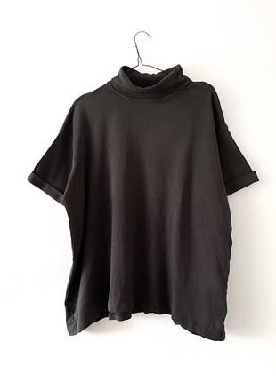 Сіра футболка з коміром стійкою mountain warehouse