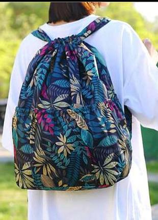 Легкий вместительный рюкзак на затяжке