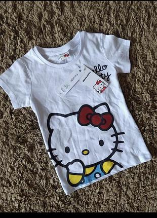 Футболка на дівчинку